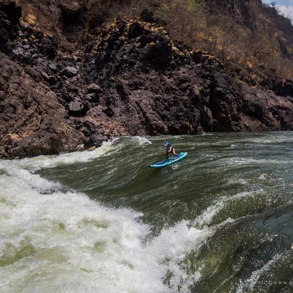 Meet your Posher, Nadia - Picture 2 of 5